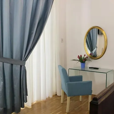 Apartamento Easy Duomo Nápoles